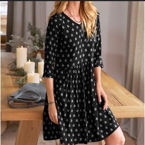 Garnet Hill Size 6 Bohemian Long Sleeve Knee-Length Dress